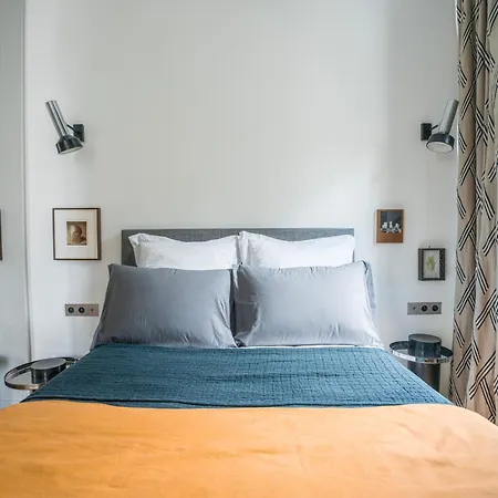 Stylish Flat Close To Louvre & Palais-royal Parigi